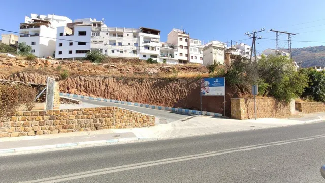 PARCELA URBANA EN LANJARON — 13