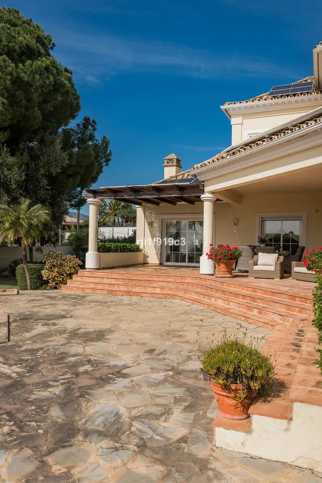 Chalet 4 habitaciones 571m² en venta - Marbella — 23