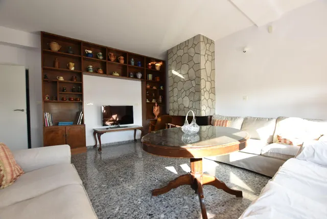 JUNTO CUESTA ESCORIAZA — 18