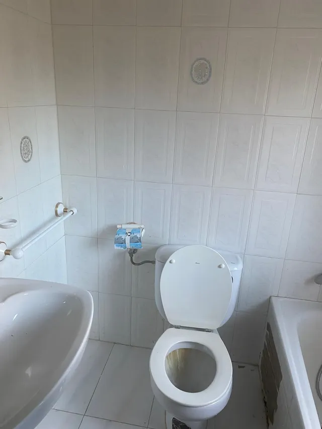 CASA EN VENTA EN LAGUERUELA — 32