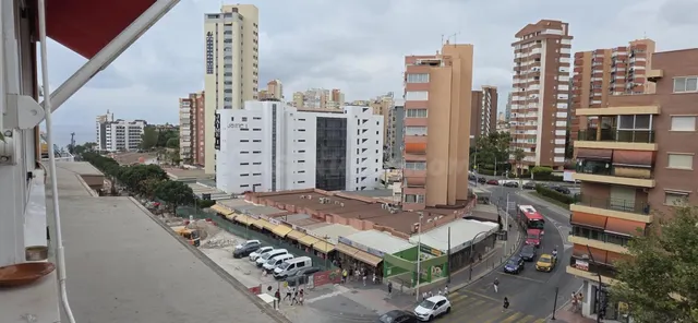 MAGNÍFICO ÁTICO CON TERRAZA Y BUENAS VISTAS EN AVENIDA JAUME - foto 3