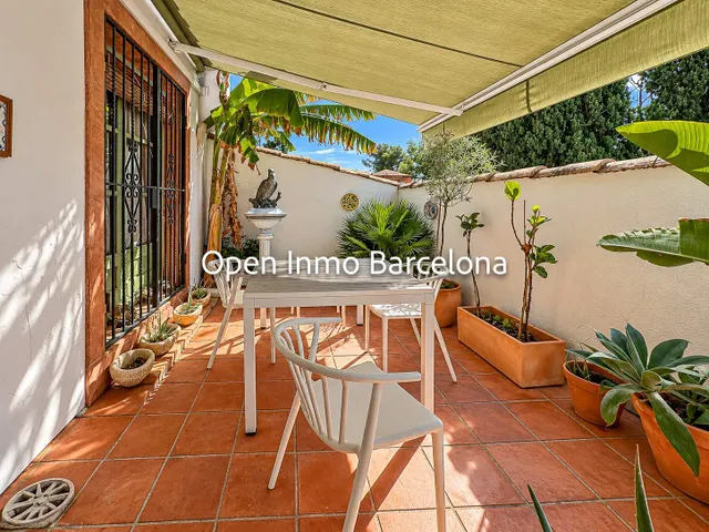 Casa 3 habitaciones 123m² en venta - Centro Pueblo — 28