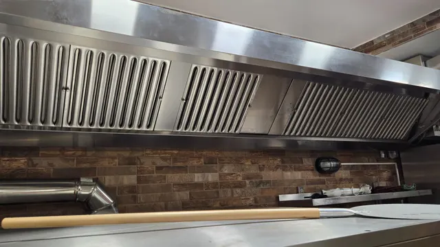 Local restaurante en venta pegado al mercado central — 37