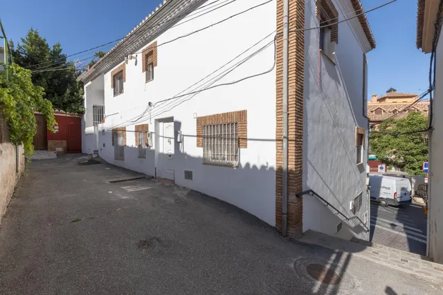 PISO EN MONACHIL DE 3 DORMITORIOS — 34