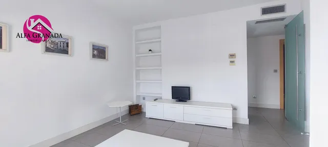 Apartamento amueblado en zona Campus de la Salud, urbanización privada — 14