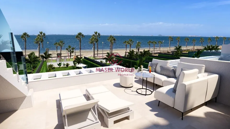 Villas de lujo de nueva construcción frente al mar en Los Alcázares