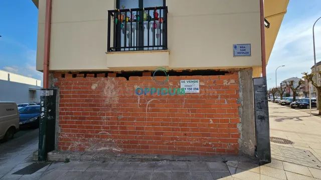 Local comercial 2233m² en venta - Feal-Xuvia - foto 4