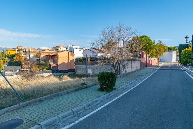 Venta de solar urbano, urbanización Cortijo de la Luz — 13