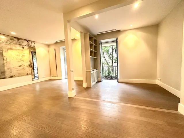 IMPRESIONANTE VIVIENDA EN CLAUDIO CUELLO ESQUINA JORJE JUAN - foto 3