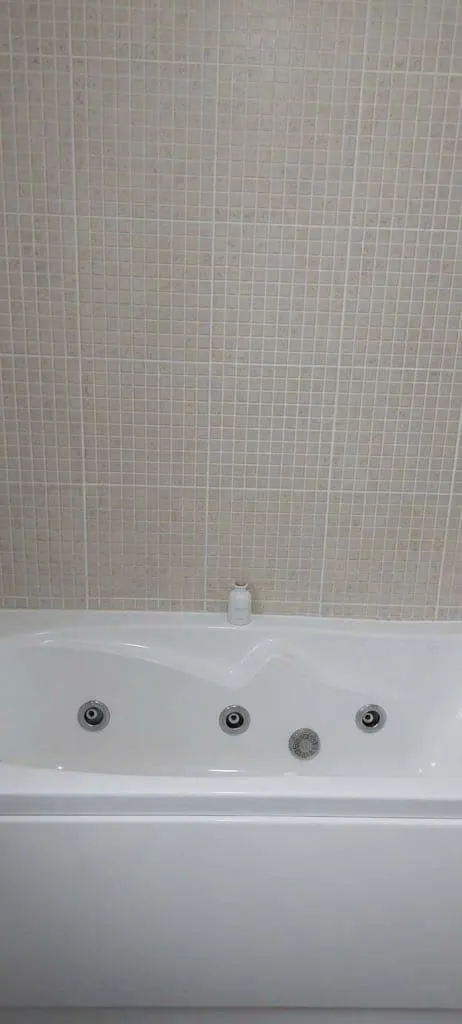 Casa con dos pisos completos junto a renfe — 13