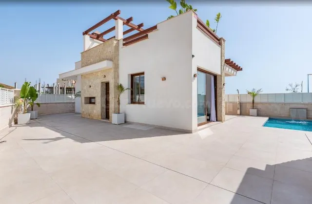 VILLA INDEPENDIENTE a 200 m de la PLAYA en VERA -ALMERÍA - foto 3