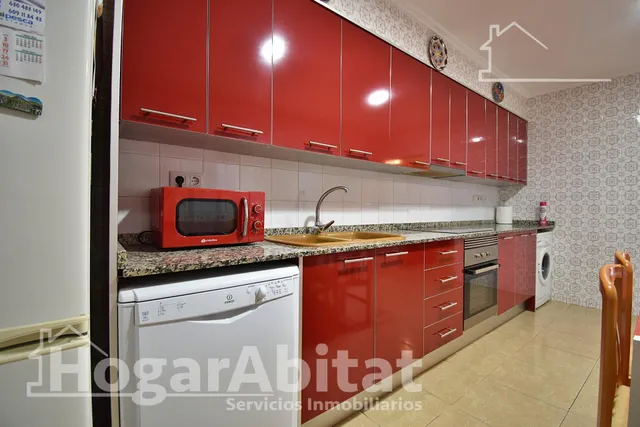 CASA CON TERRAZA Y VISTAS DESPEJADAS A LA MONTAÑA — 30