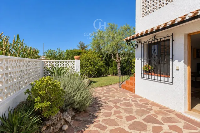 VILLA PRADO · CALMA MEDITERRANEA Y VISTAS AL MONTGO EN JAVEA — 14