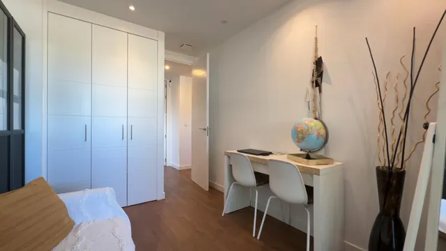 Piso en via hispanidad 131 — 32