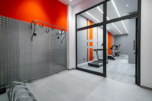 APARTAMENTO SEMINUEVO - AMUEBLADO CON TRASTERO Y GIMNASIO - CERCA DE LAS CANTERAS — 16