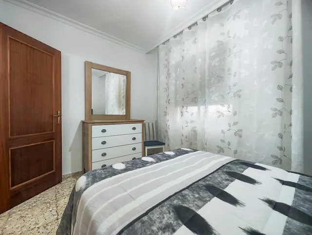 Piso en venta en Calle Menendez Pelayo — 23