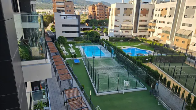 Arruzafilla. Espectacular piso de 4 dormitorios, 2 terrazas y 2 plazas de garaje — 13