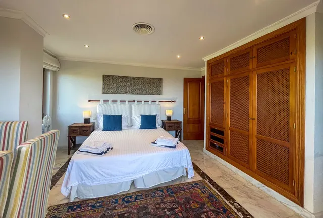 Chalet 7 habitaciones 958m² en venta - Marbella — 24