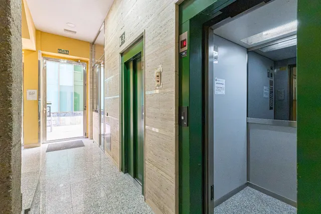 OFICINA DE 149 m2 EN PLENA GRAN VÍA – POSIBILIDAD DE TRANSFORMACIÓN EN VIVIENDA — 20