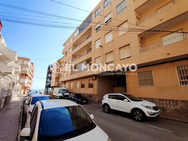 Fantástico apartamento a escasos 50m de las playas de La Mat