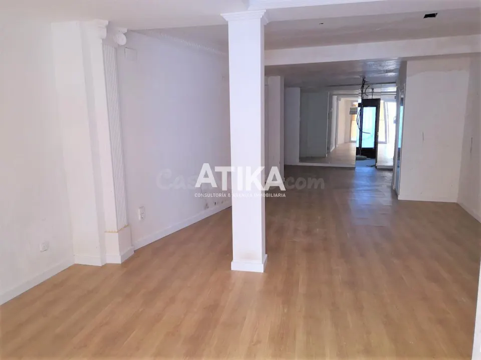 LOCAL COMERCIAL EN CALLE MAYOR
