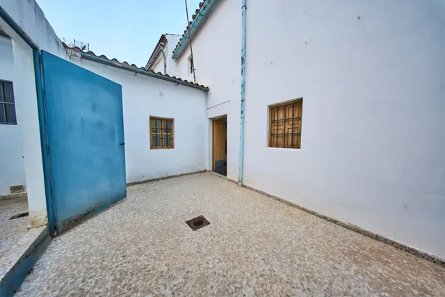 Casa en venta en Fernán Núñez — 29
