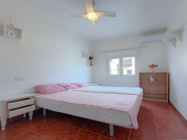 Fantastica vivienda en primera planta con gran terraza y vistas al mar — 19