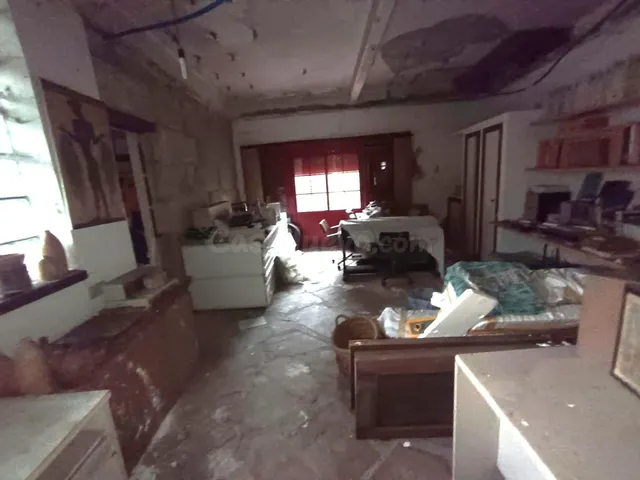 ¡INCREIBLE OPORTUNIDAD! Local comercial en Sanjurjo Badía — 3