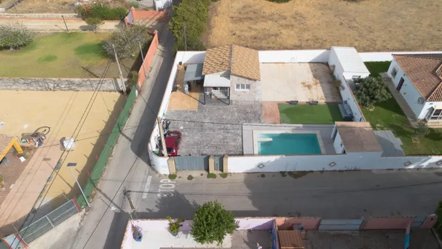 Chalet independiente con piscina privada — 22