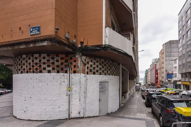 Bajo, semisótano y sótano: cerca de 800 m2. en calle Nicaragua, al lado de Juan Flórez — 2