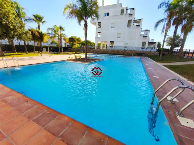 Oportunidad unica !! fantastico apartamento atico con ascensor, en condado de alhama — 23