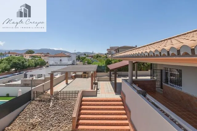 Espectacular casa en Nueva Otura — 38