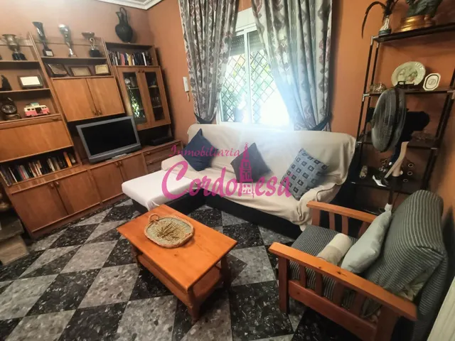 CASA EN CUEVAS BAJAS — 34