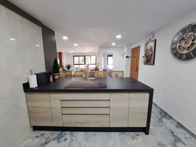 VIVIENDA COMPLETAMENTE REFORMADA Y PERFECTAMENTE EQUIPADA — 8