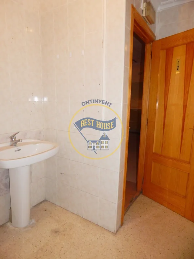AMPLIO LOCAL COMERCIAL CON EXCELENTE UBICACIÓN EN ONTINYENT — 14