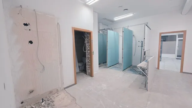 Se vende comercial, Calle Escalante, Valencia — 18