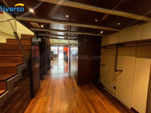 AMPLIO LOCAL EN ALQUILER CON OPCION A COMPRA EN LA ZONA MÁS  - foto 3