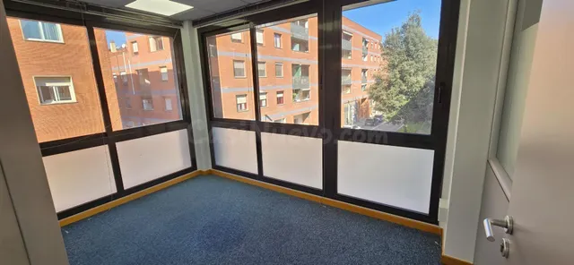 OFICINA EXTERIOR MUY LUMINOSA Y CÉNTRICA CL BORRELL — 3