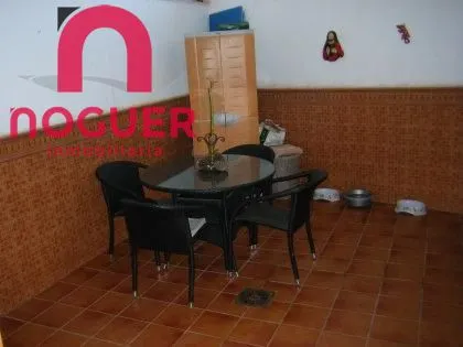 CASA EN LA VICTORIA DE DOS PLANTAS — 8