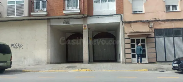 ALQUILER: Plaza Garaje Zona Estación - foto 3