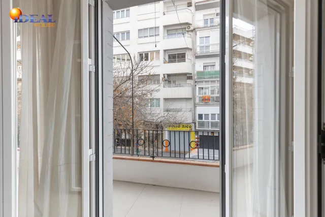 EXCLUSIVO PISO DE LUJO EN PLENO CENTRO DE GRANADA — 31