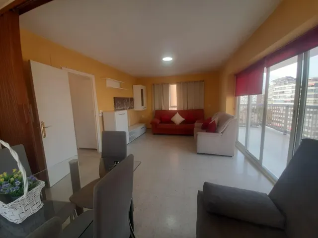 APARTAMENTO DE DOS DORMITORIOS EN PRIMERA LINEA DE PLAYA DE LEVANTE CON PARKING — 5