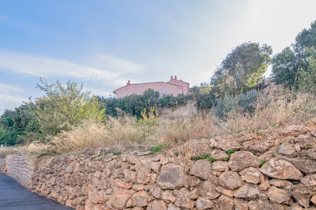 Oportunidad Única: Terreno Urbano en Vélez de Benaudalla - Costa Tropical — 50