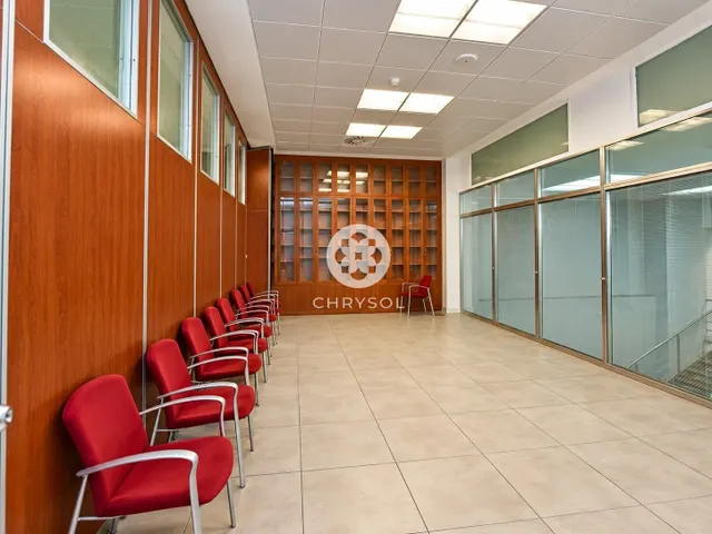 Magnifica oficina - local comercial de 1.498 m2 en rambla de catalunya, en pleno centro de Barcelona. — 20