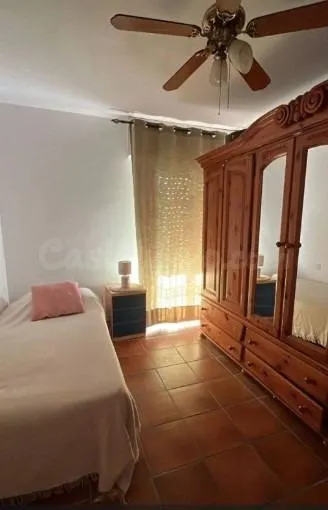 Adosado de dos plantas situado en Castellar de la Frontera,  - foto 4