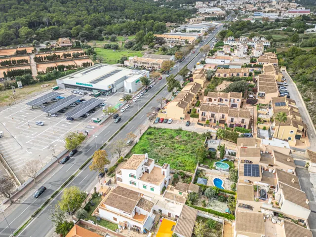 Solar Urbano para construir 6 adosados en Cala Ratjada en Avenida Juan Carlos I — 17