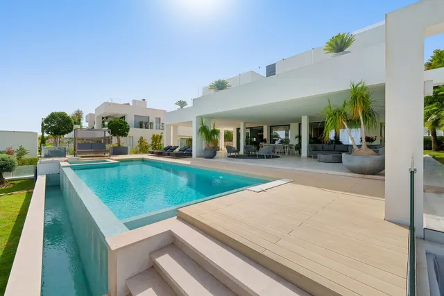 Chalet 5 habitaciones 473m² en venta - Marbella — 28