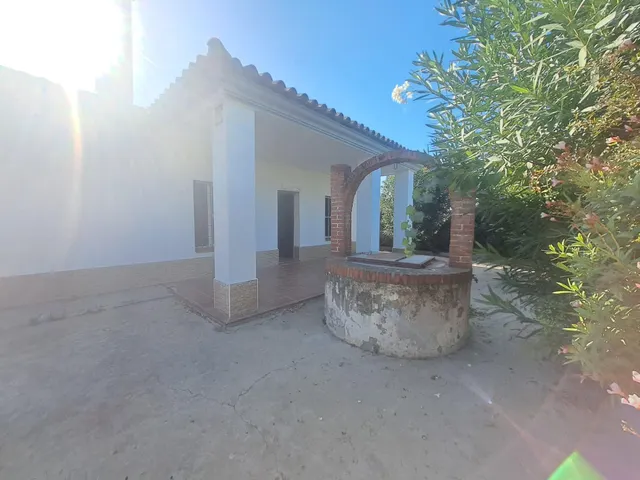 Chalet en parcela segregada de 1.000 m2 en El Marquesado, a 5 km del centro de Chiclana — 18