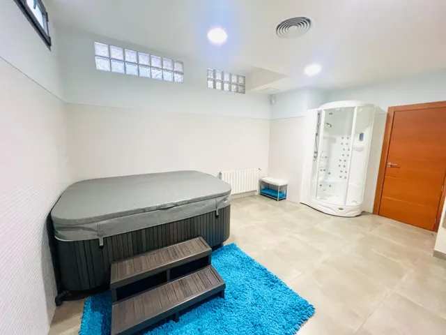 Chalet urbano con piscina en Elche, zona Torreta-Portalada. — 33