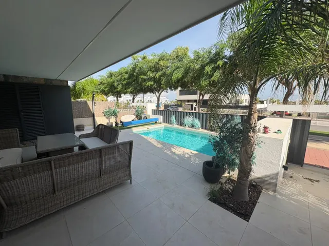 Villa 4 habitaciones 212m² en venta - Dolores de Pacheco-Santa Rosalía — 27